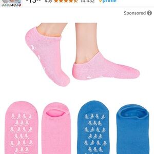 ~Moisturizing Gel Socks and Pink and Blue Non-Slip Socks~